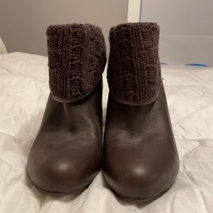 Ugg Stacked Heel Brown Leather Booties